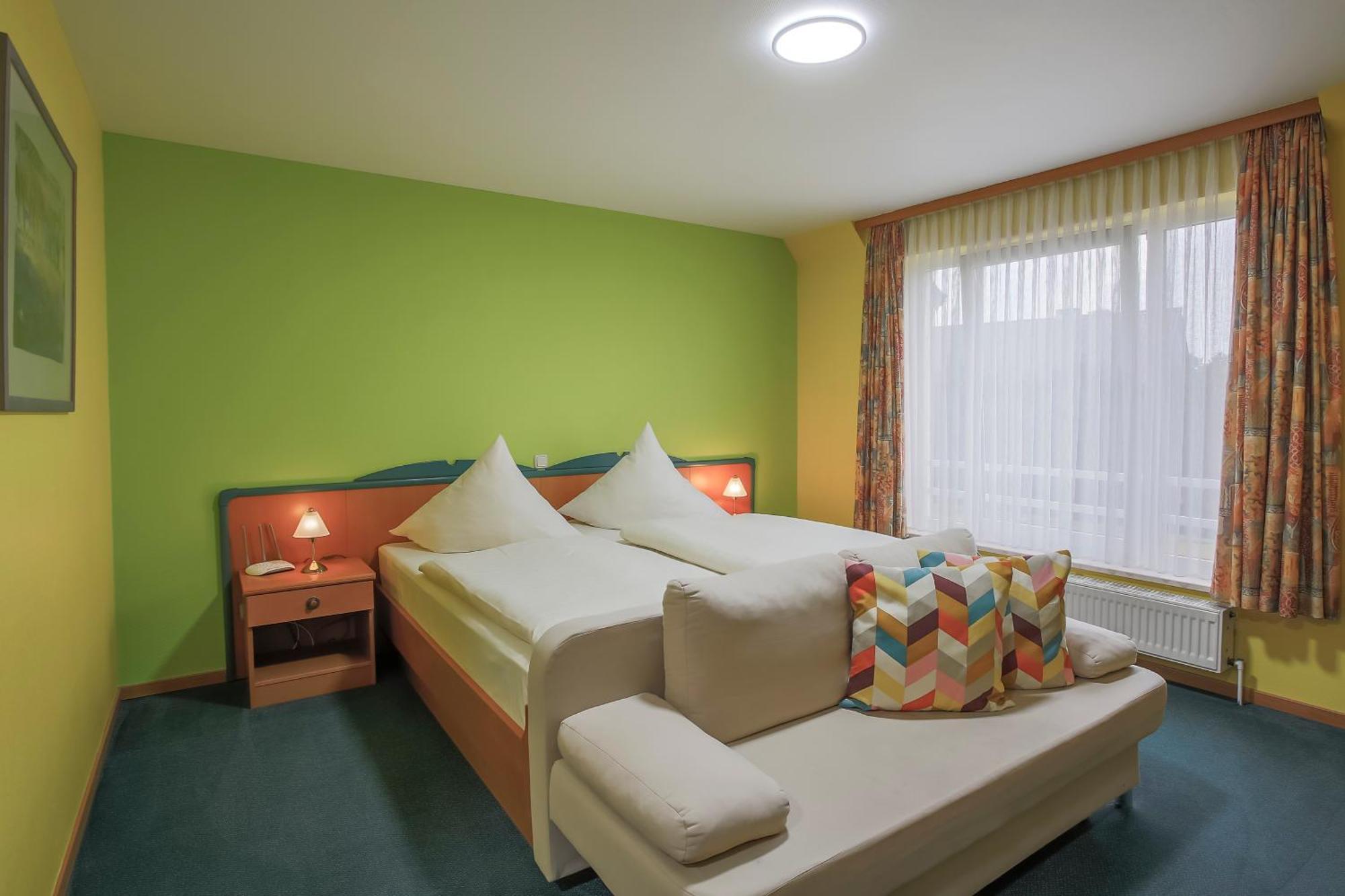 Hotel Ideal リューベック エクステリア 写真